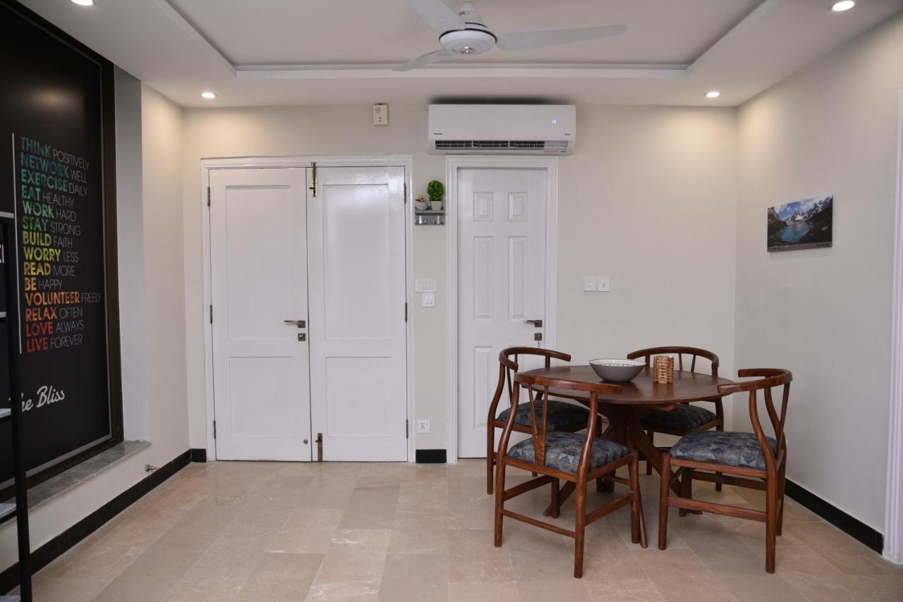 The Bliss Aparthotel Rawalpindi Exterior photo