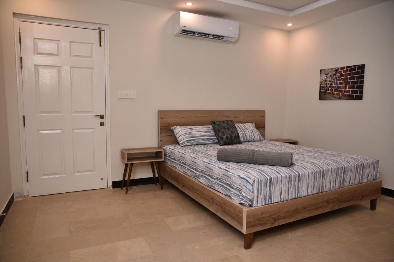 The Bliss Aparthotel Rawalpindi Exterior photo